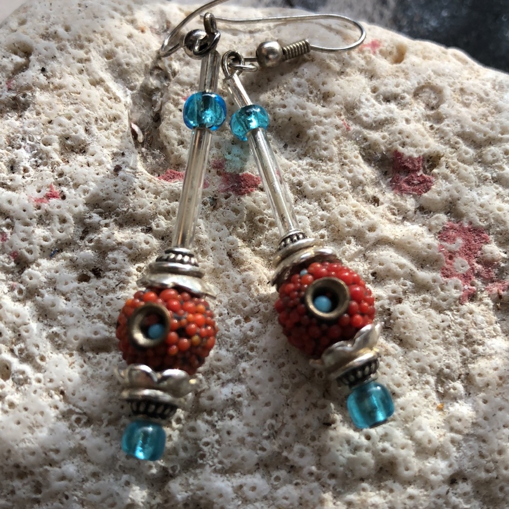 🌼Handmade unique beaded hanging vintage earrings